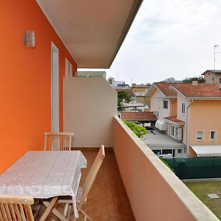 Modern With Ac Next To The Sea Apartment