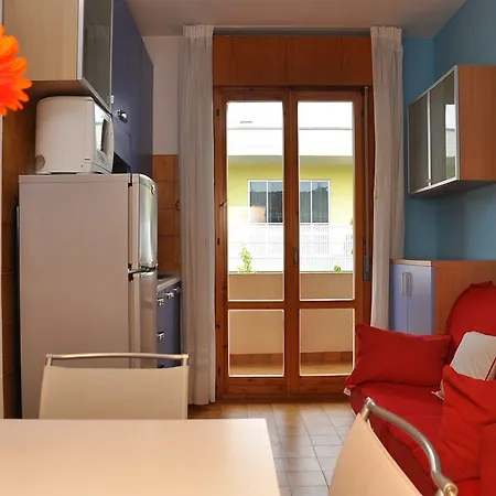 Apartment Modern With Ac Next To The Sea *