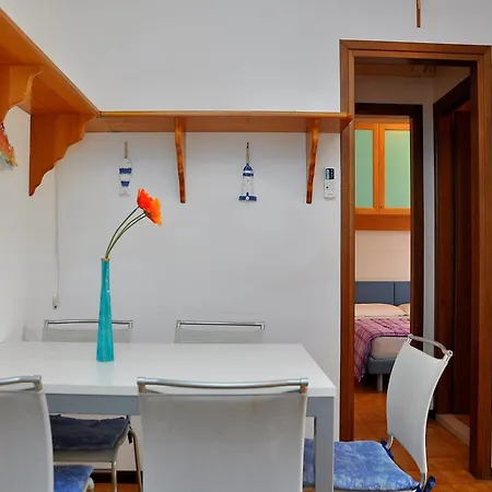 Modern With Ac Next To The Sea *