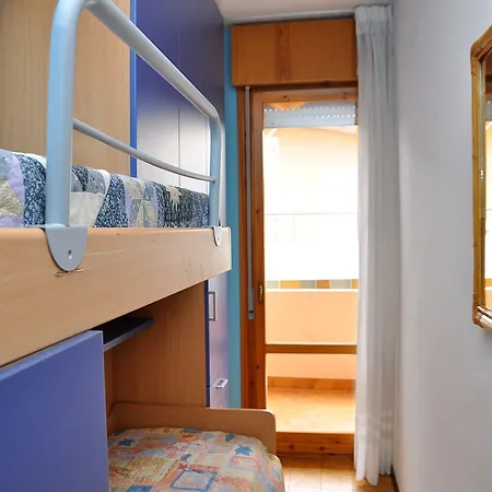 Apartment Modern With Ac Next To The Sea