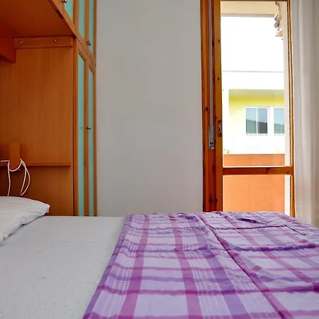 Modern With Ac Next To The Sea Appartamento